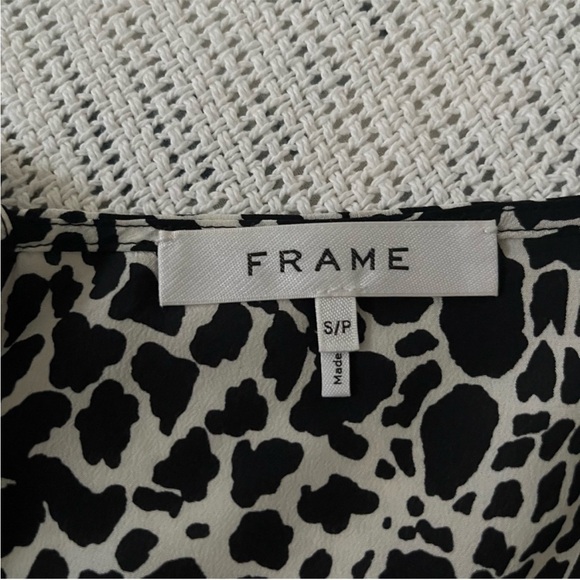 Frame Silk Animal Print Tank - Picture 6 of 8